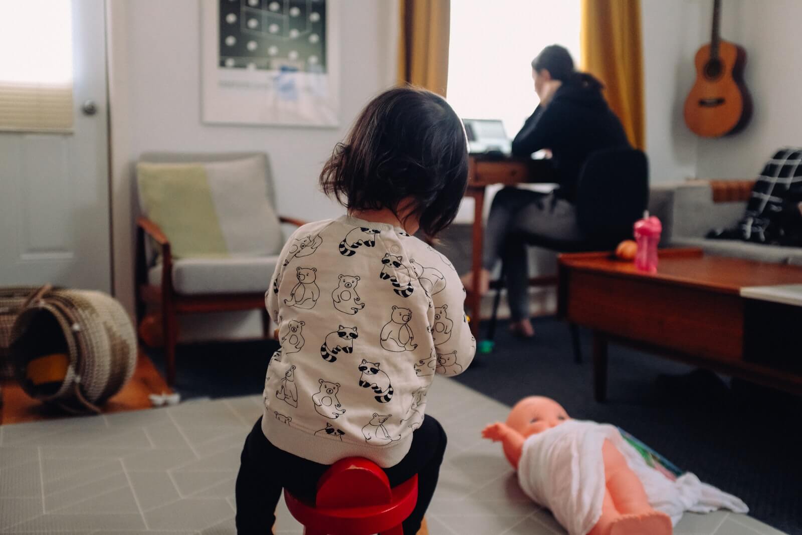 Comment faire du télétravail avec un bébé ? | Photo par charlesdeluvio